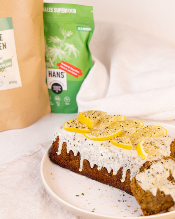 Protein Zitronenkuchen: veganes Rezept mit Hanfprotein und Zitronen-Frosting