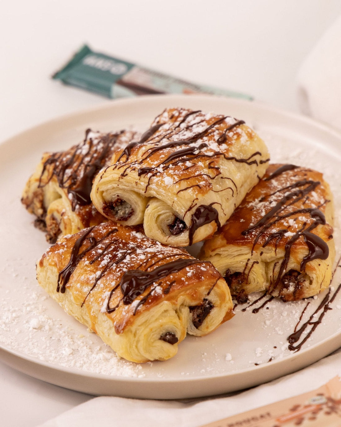 Pain au Chocolat Rezept: knusprige Schoko-Teilchen aus Blätterteig